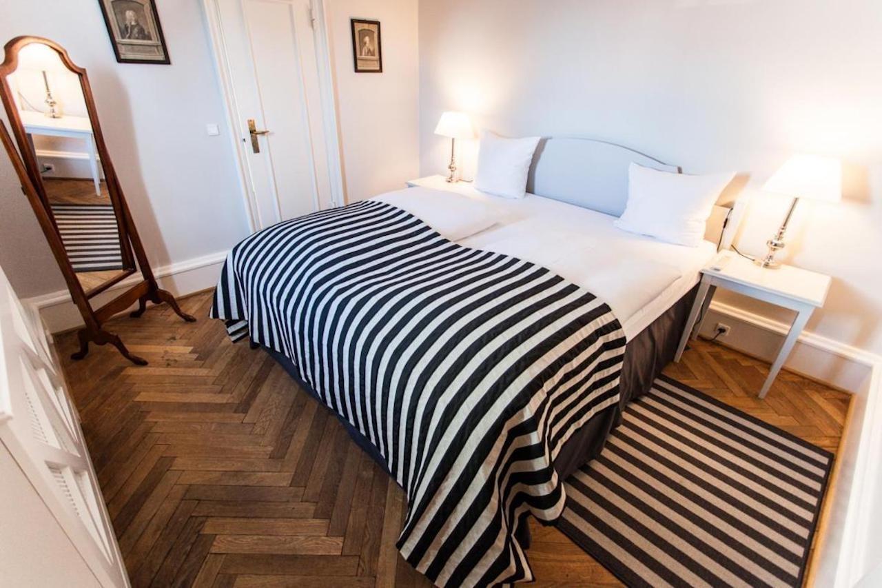 Hotel Fredensborg Store Kro Kültér fotó